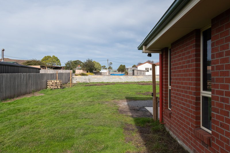 Photo - 33D Crowther Street, Beaconsfield TAS 7270 - Image 10