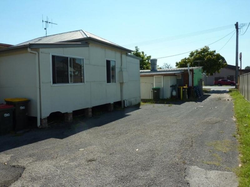 Photo - 34 & 34a Oxley Street, Taree NSW 2430 - Image 25