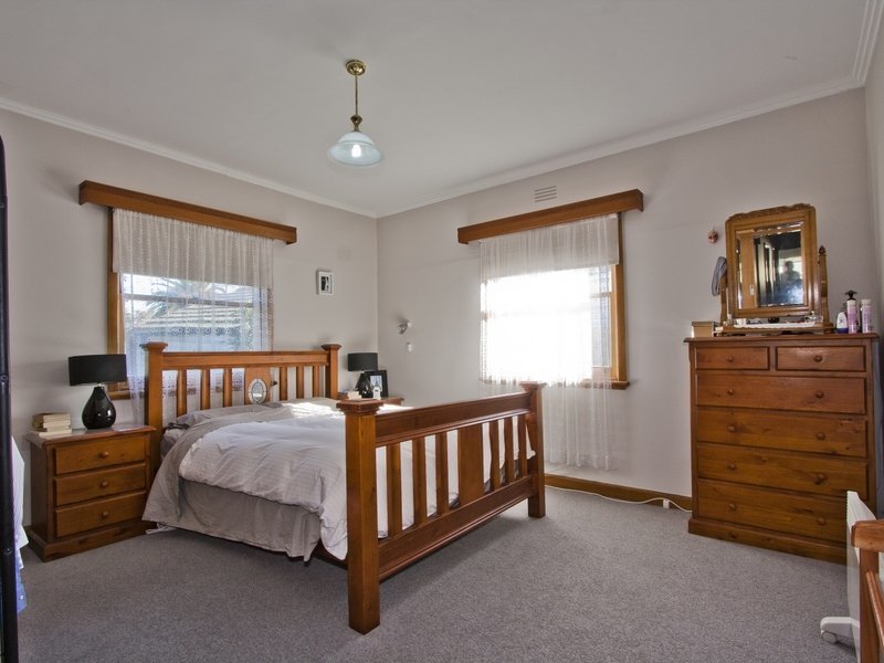 Photo - 34-36 Grace Street, Laverton VIC 3028 - Image 5