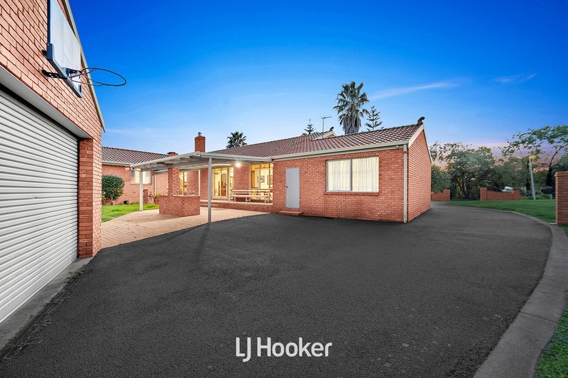 Photo - 34 - 36 Hillsley Avenue, Narre Warren North VIC 3804 - Image 24