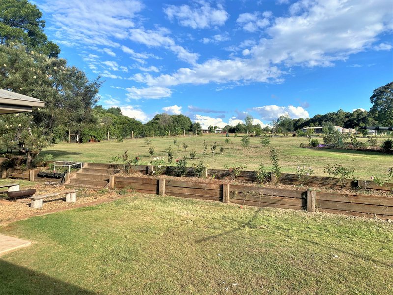 Photo - 34-36 Lorikeet Circuit, Kingaroy QLD 4610 - Image 25