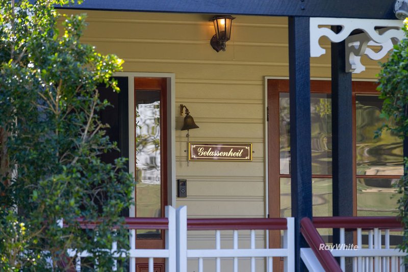 Photo - 34-38 Myora Row, Karalee QLD 4306 - Image 4