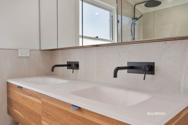 Photo - 34-38 Myora Row, Karalee QLD 4306 - Image 19