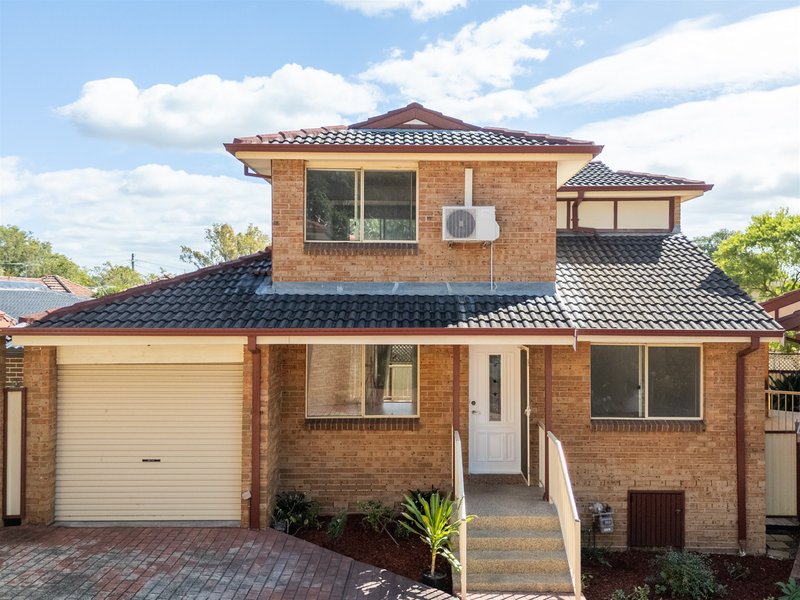 Photo - 3/4-6 Wiggs Road, Riverwood NSW 2210 - Image 1