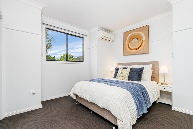 Photo - 3/4-8 Russell Street, Baulkham Hills NSW 2153 - Image 7