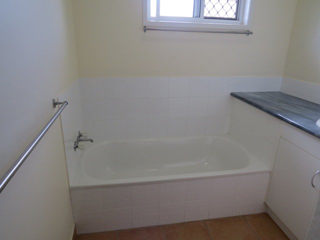 Photo - 3/4 Absolon Street, South Mackay QLD 4740 - Image 4