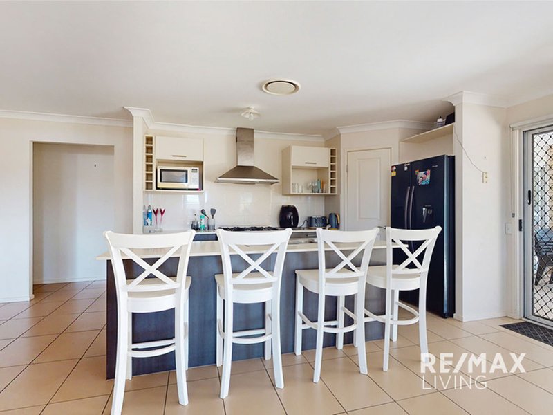 Photo - 34 Adelaide Drive, Caboolture South QLD 4510 - Image 9