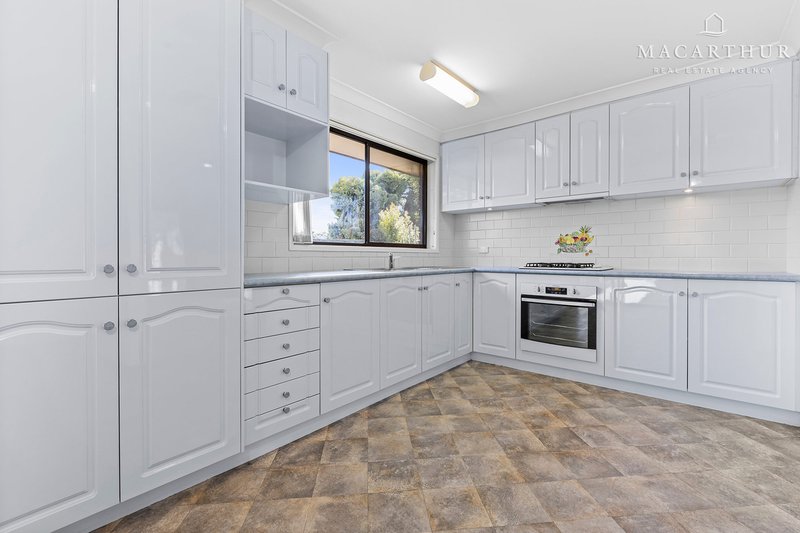 Photo - 34 Adjin Street, Mount Austin NSW 2650 - Image 3