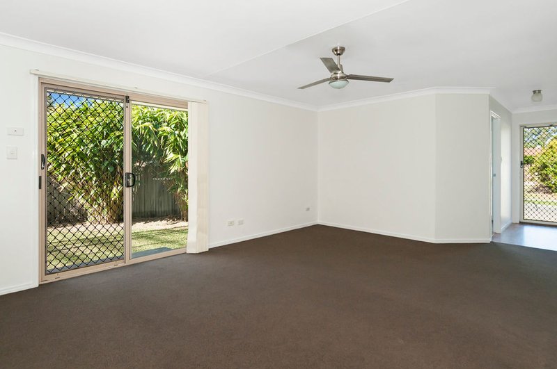 Photo - 34 Aegean Ave , Waterford West QLD 4133 - Image 3