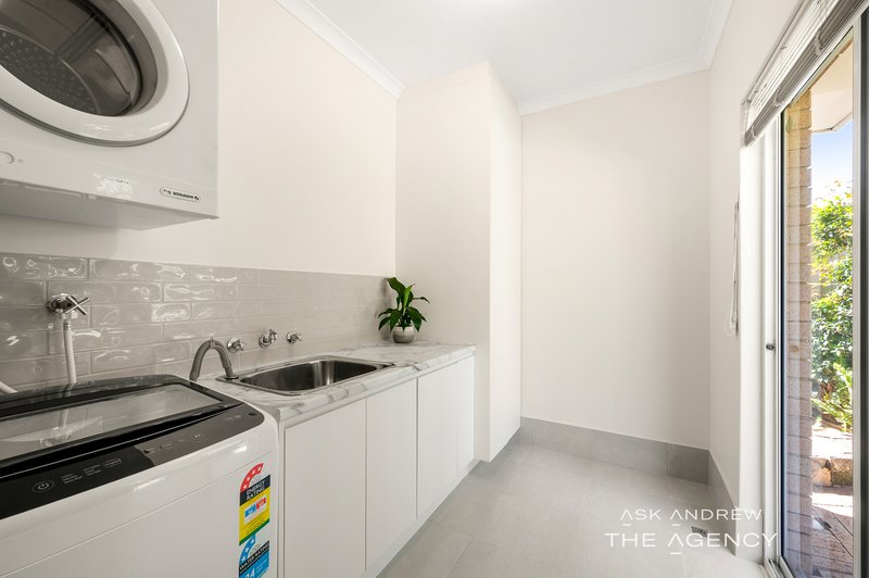 Photo - 34 Ainsworth Loop, Booragoon WA 6154 - Image 33
