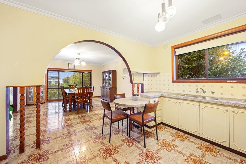 Photo - 34 Albert Hill Road, Lilydale VIC 3140 - Image 7