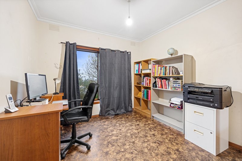 Photo - 34 Albert Hill Road, Lilydale VIC 3140 - Image 13