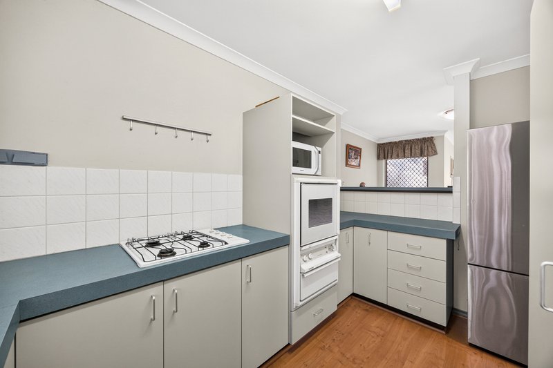 Photo - 3/4 Alder Court, Ballajura WA 6066 - Image 8