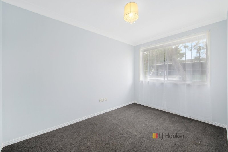 Photo - 34 Allambee Crescent, Blue Haven NSW 2262 - Image 6