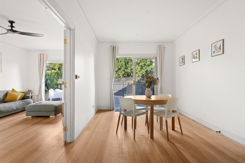 Photo - 34 Aloha Street, South Kingsville VIC 3015 - Image 5