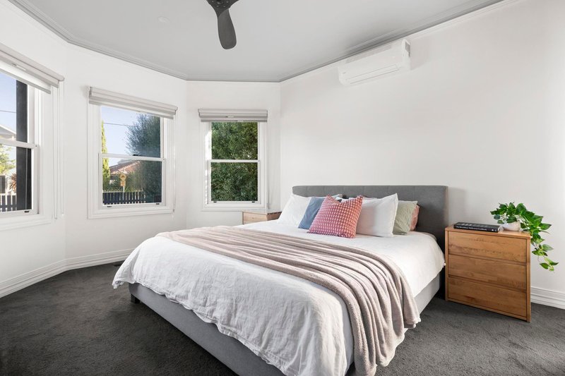 Photo - 34 Aloha Street, South Kingsville VIC 3015 - Image 7