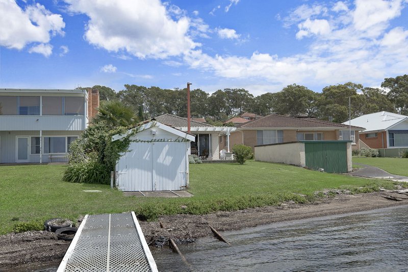 Photo - 34 Ambrose Street, Carey Bay NSW 2283 - Image 20