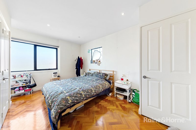 Photo - 3,4 and 5/32 Little Eastment Street, Northcote VIC 3070 - Image 15