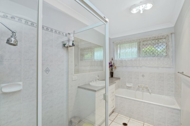 Photo - 34 Antigua Crescent, Deception Bay QLD 4508 - Image 8