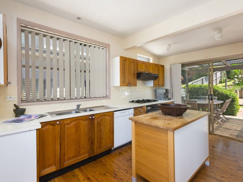 Photo - 34 Arnott Crescent, Warriewood NSW 2102 - Image 5