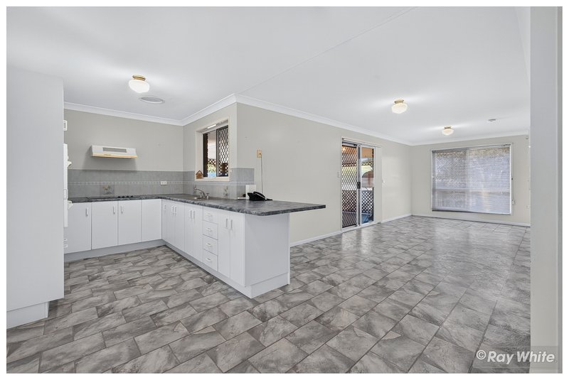 Photo - 34 Arthur Street, Gracemere QLD 4702 - Image 2