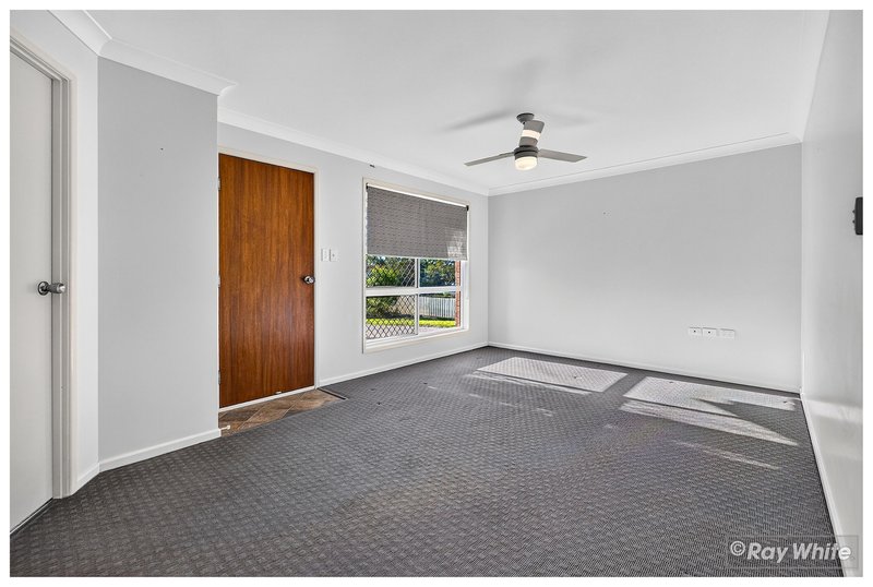Photo - 34 Arthur Street, Gracemere QLD 4702 - Image 7