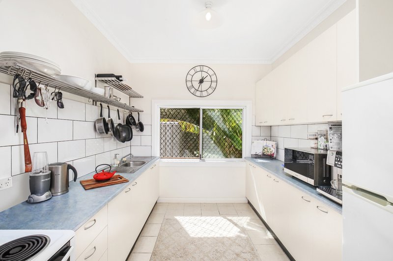 Photo - 34 Auld Street, Terrigal NSW 2260 - Image 5