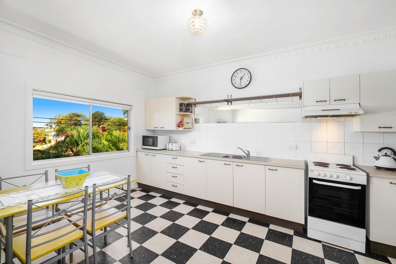 Photo - 34 Auld Street, Terrigal NSW 2260 - Image 9