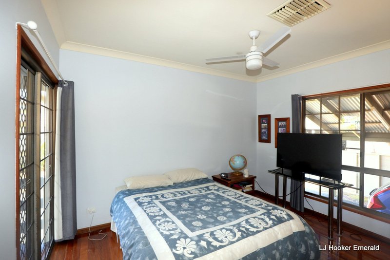 Photo - 34 Bailey Street, Capella QLD 4723 - Image 13