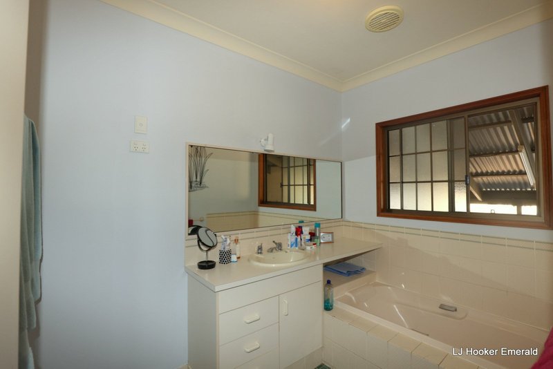 Photo - 34 Bailey Street, Capella QLD 4723 - Image 14