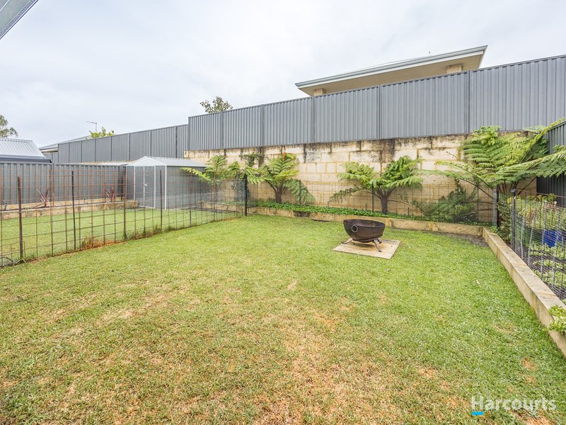 Photo - 34 Ballybofey Loop, Bullsbrook WA 6084 - Image 20