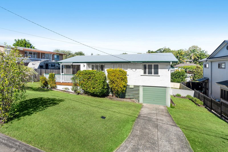 Photo - 34 Banoon Drive, Wynnum QLD 4178 - Image 1