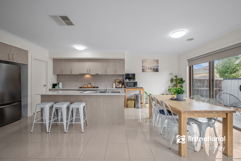 Photo - 34 Beagle Street, Tarneit VIC 3029 - Image 6