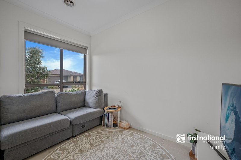 Photo - 34 Beagle Street, Tarneit VIC 3029 - Image 8