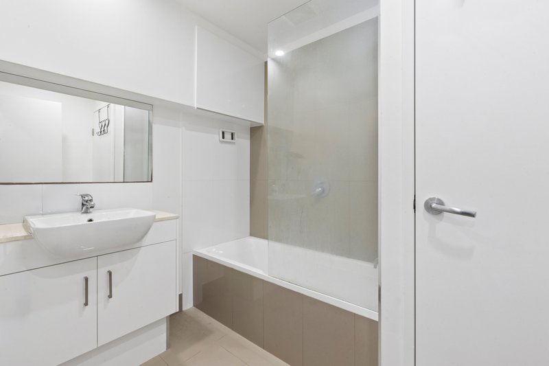 Photo - 3/4 Ben Lexcen Place, Robina QLD 4226 - Image 9