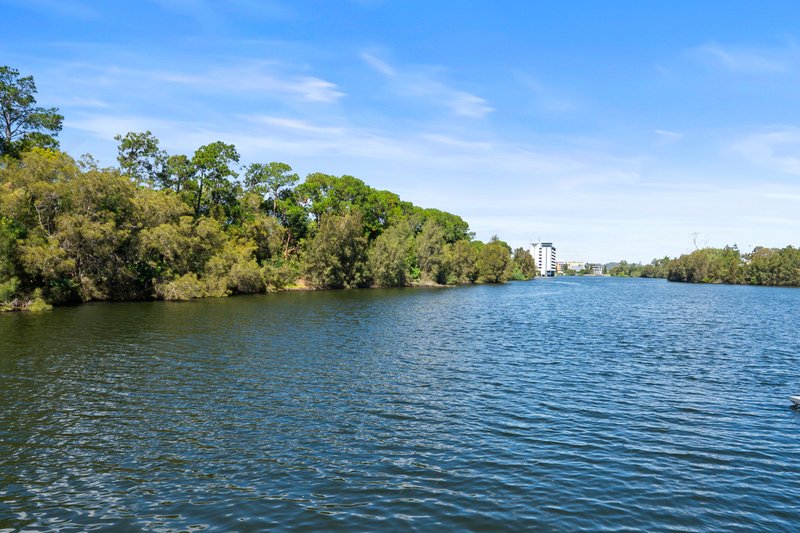 Photo - 3/4 Ben Lexcen Place, Robina QLD 4226 - Image 22