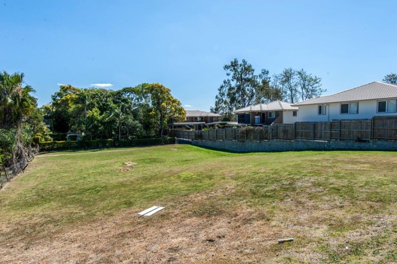 Photo - 34 Bergin Street, Booval QLD 4304 - Image 4