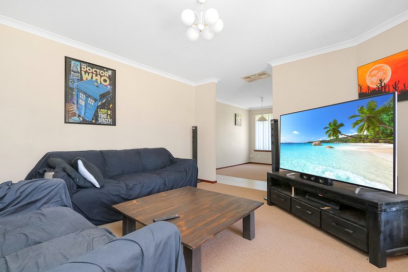 Photo - 34 Bondi Crescent, Warnbro WA 6169 - Image 5