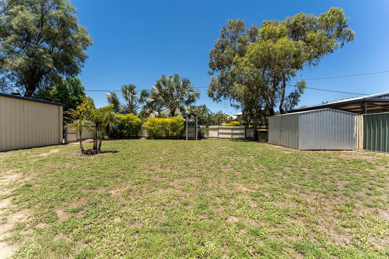 Photo - 34 Bonython Drive, Emerald QLD 4720 - Image 13