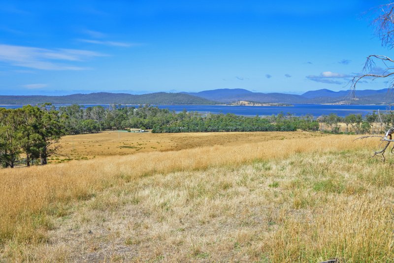 Photo - 34 Boomer Road, Boomer Bay TAS 7177 - Image 9