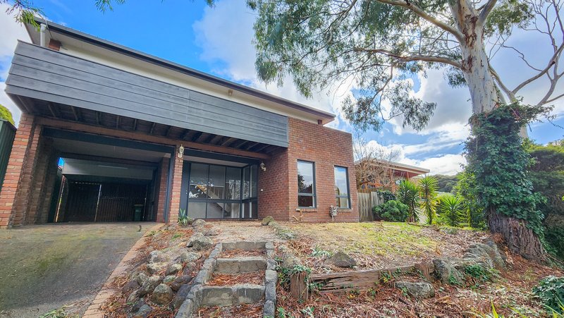 Photo - 34 Brentwood Drive, Wantirna VIC 3152 - Image 9