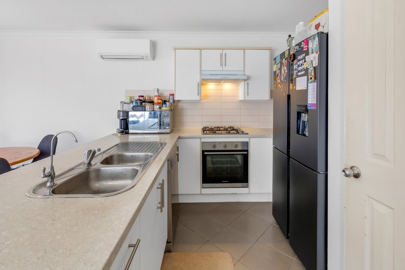 Photo - 34 Bristol Crescent, Davoren Park SA 5113 - Image 2