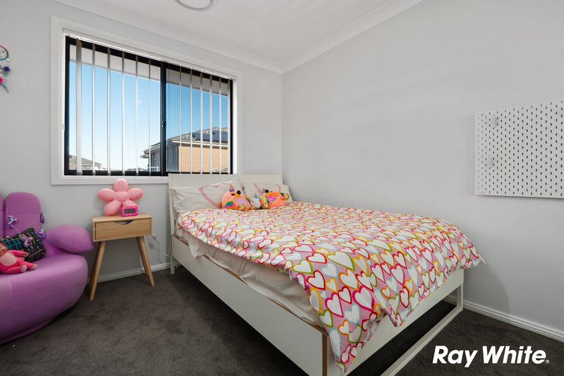 Photo - 34 Broadfoot Avenue, Marsden Park NSW 2765 - Image 7