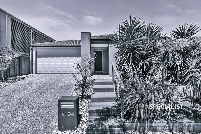 34 Brocker Street, Clyde North VIC 3978