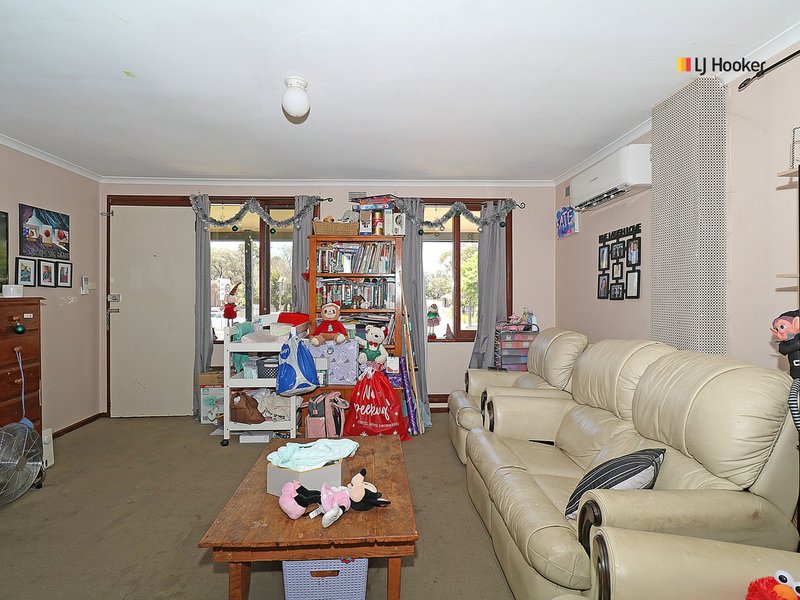 Photo - 34 Bruce Street, Tolland NSW 2650 - Image 3