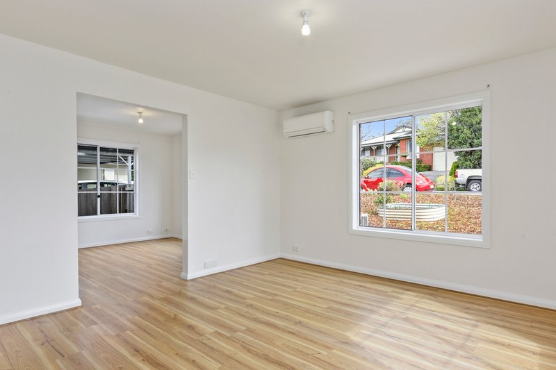 Photo - 34 Buckingham Drive, Howrah TAS 7018 - Image 4