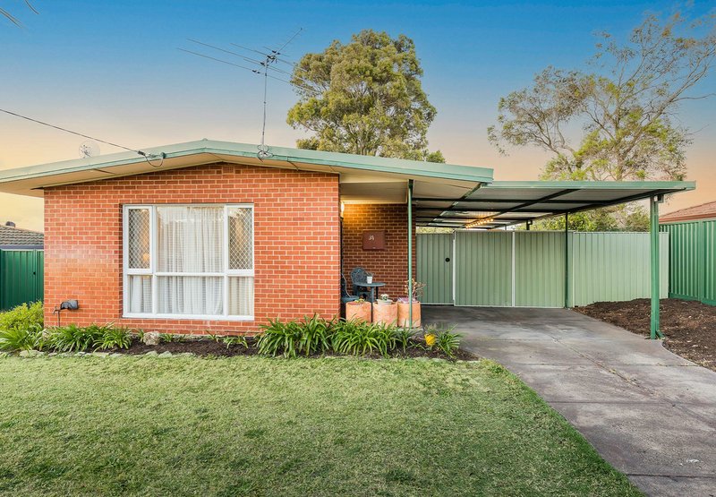 34 Buntine Way, Girrawheen WA 6064