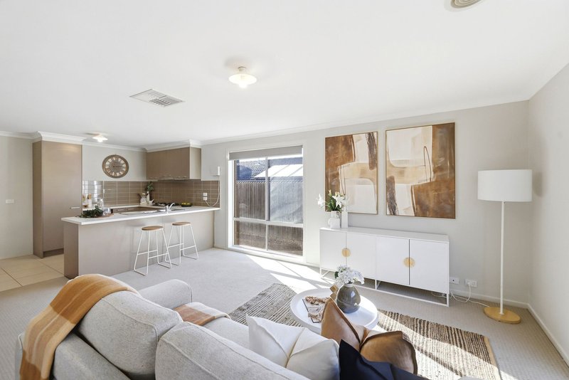 Photo - 34 Burbidge Drive, Bacchus Marsh VIC 3340 - Image 8