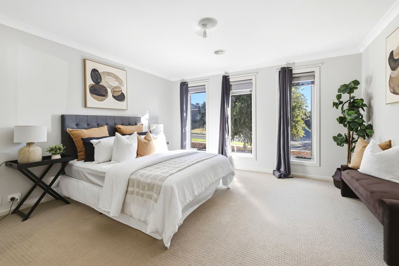 Photo - 34 Burbidge Drive, Bacchus Marsh VIC 3340 - Image 11