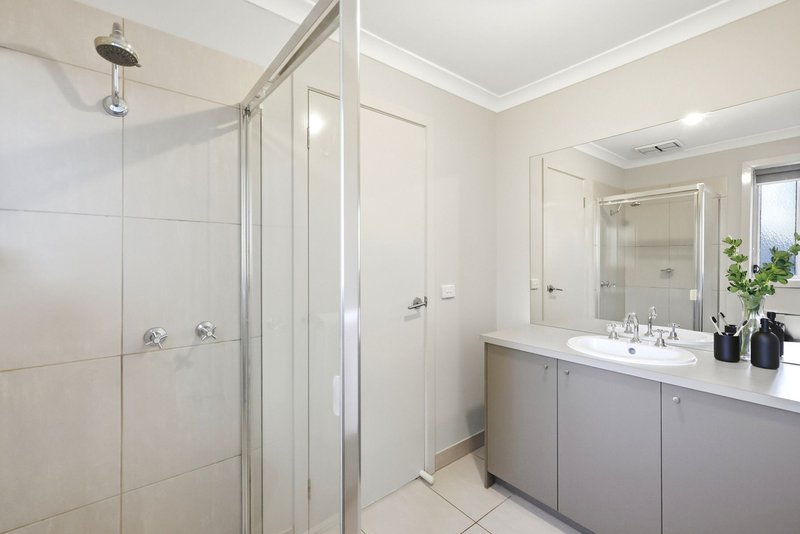 Photo - 34 Burbidge Drive, Bacchus Marsh VIC 3340 - Image 13